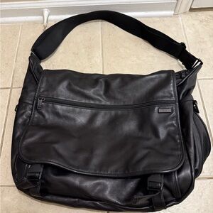Tumi Deluxe Large Expandable Messenger Leather Bag